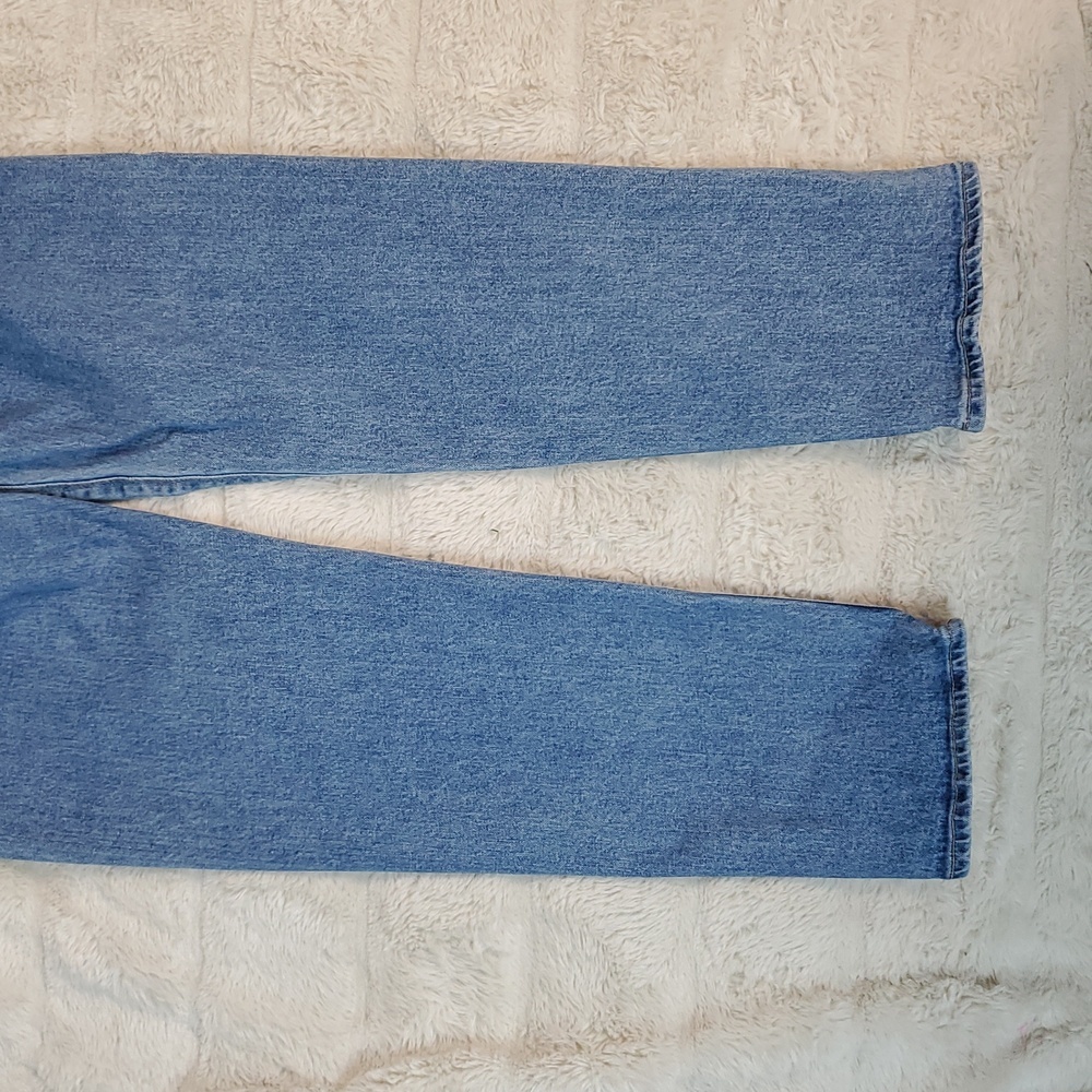 American Eagle Highest Rise 90s Boyfriend 6 Long Distressed - Picture 9 of 12